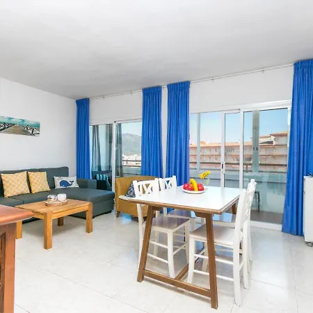 Center-17 By Interhome *